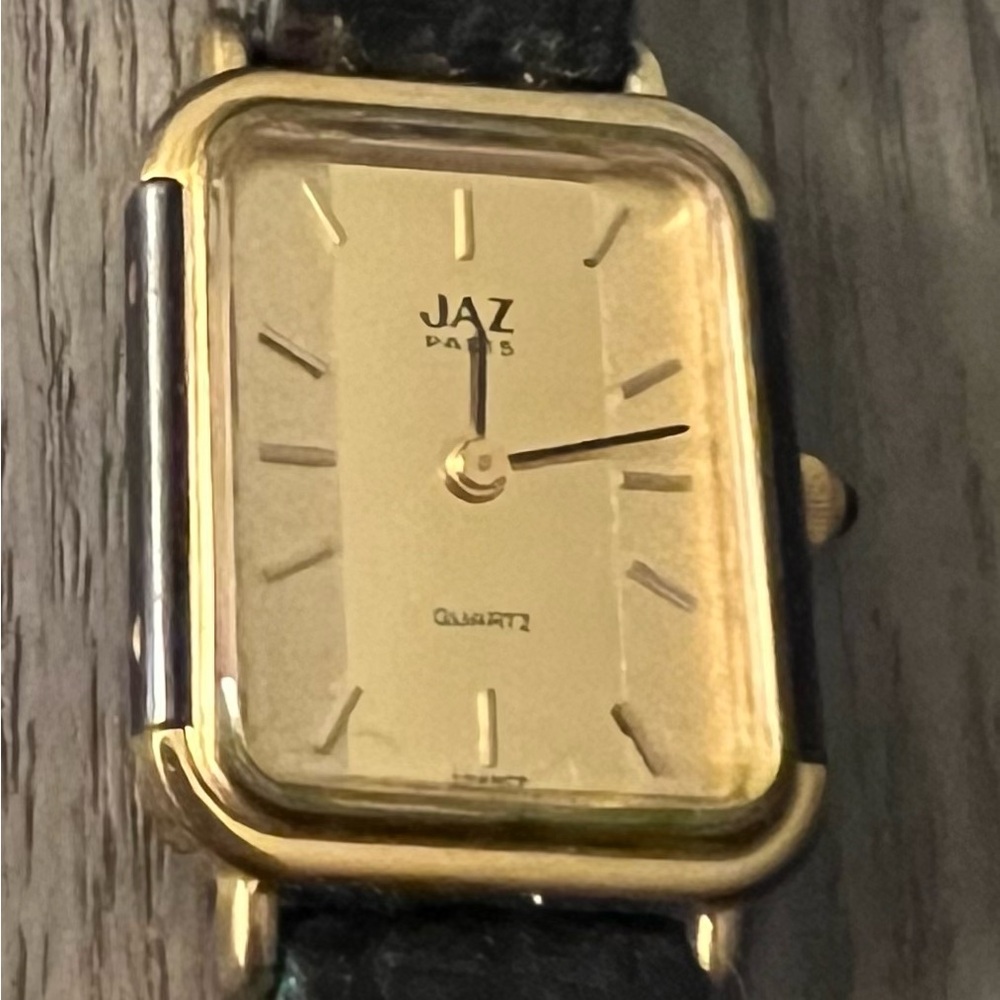 Vintage French Jaz Paris Ladies watch
